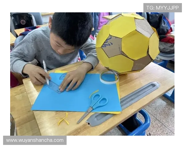 足球明星收纳图片大全展示各大球星风采与风格的完美结合与创意设计 足球明星收纳图片大全展示各大球星风采与风格的完美结合与创意设计